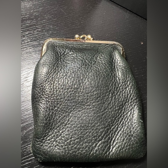 Vintage Genuine Leather Kisslock Clutch - Picture 3 of 7